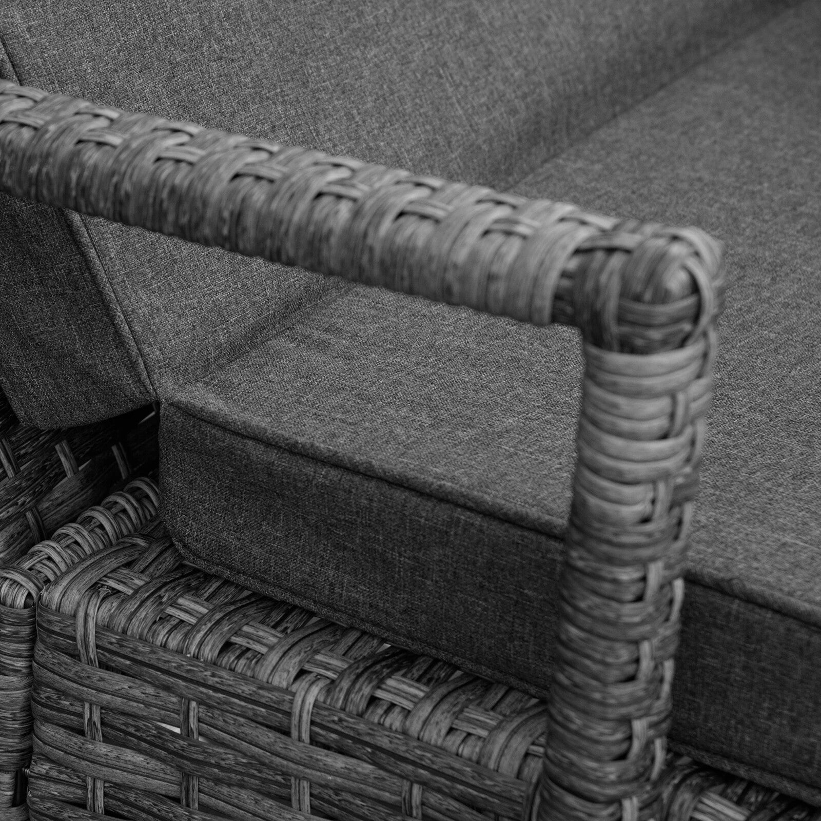 2x Rattan Sun Loungers with Cushions Garden Reclining Sunbeds 4 Level Adjustable - Home and Garden Furniture Shop - rustic - furniture