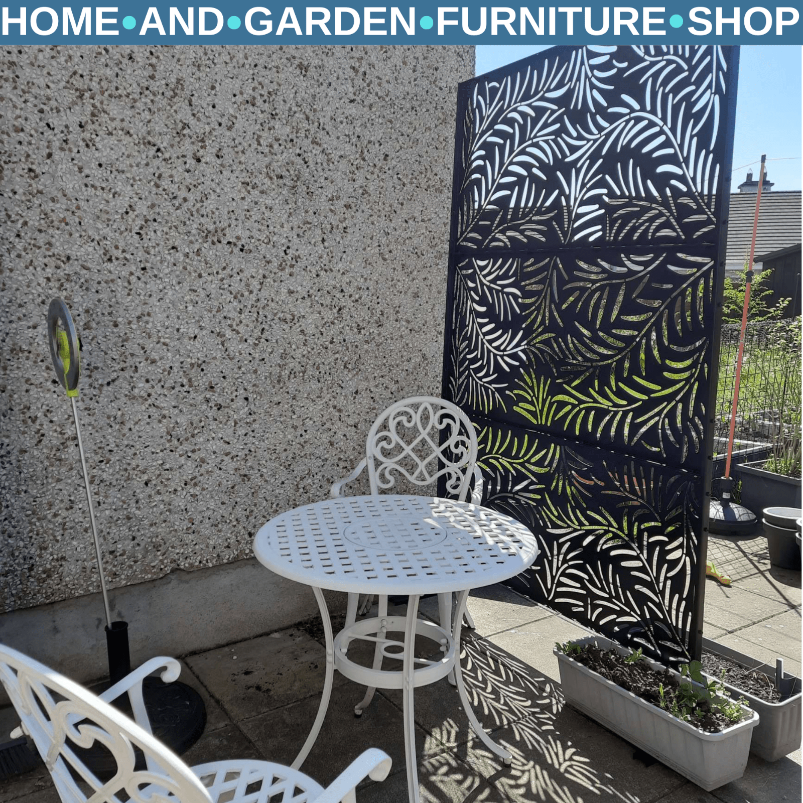 6.5ft Garden Privacy Screen Metal Outdoor Divider with Stand Decorative Fence - Home and Garden Furniture Shop - rustic - furniture