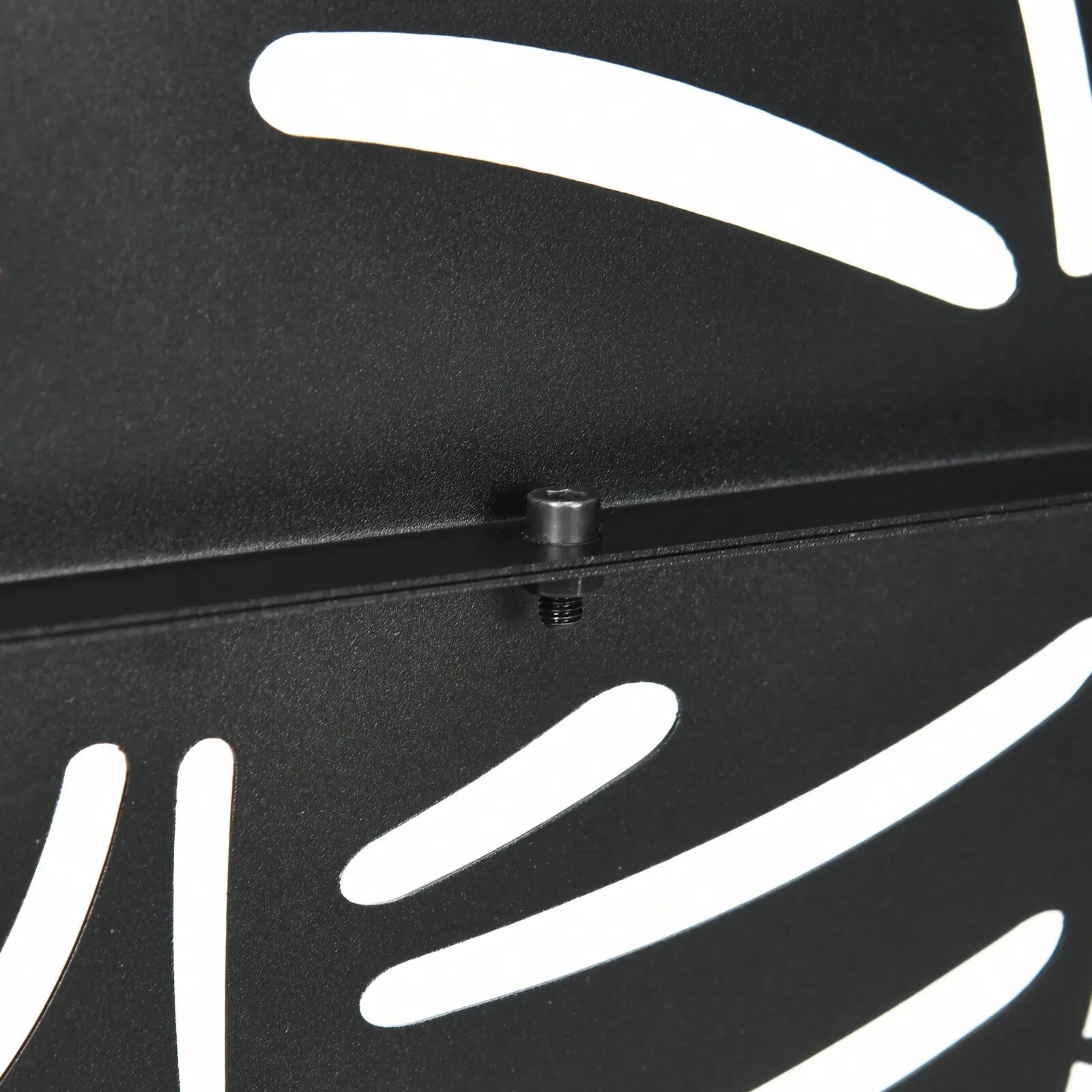 6.5ft Garden Privacy Screen Metal Outdoor Divider with Stand Decorative Fence - Home and Garden Furniture Shop - rustic - furniture