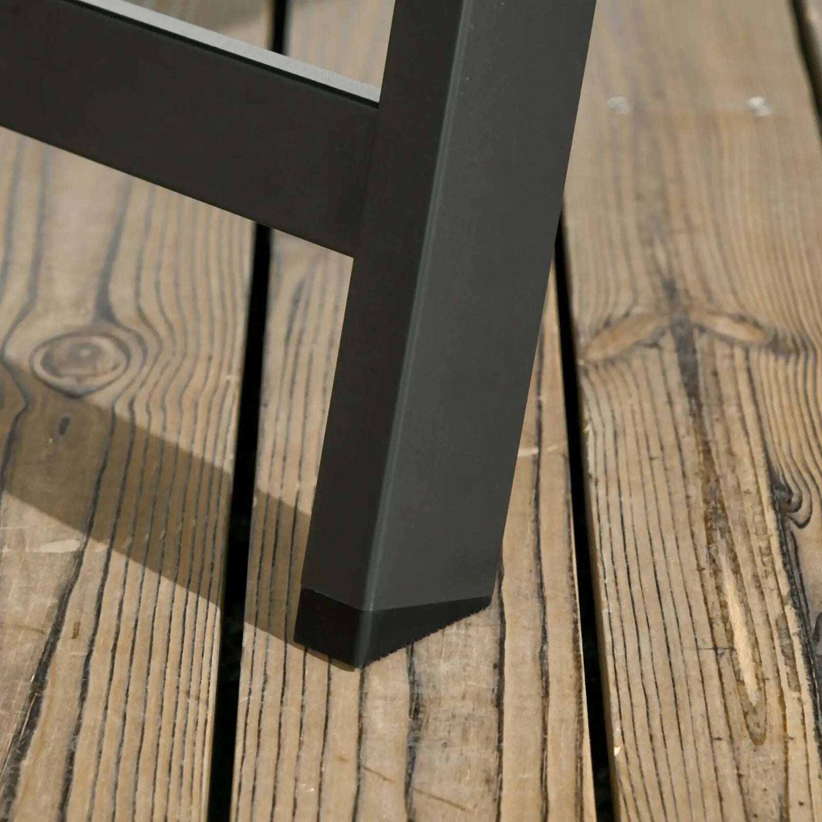 Rattan Sun Lounger with Wheels Garden Chaise Lounge Chair 5 Position Backrest - Home and Garden Furniture Shop - rustic - furniture