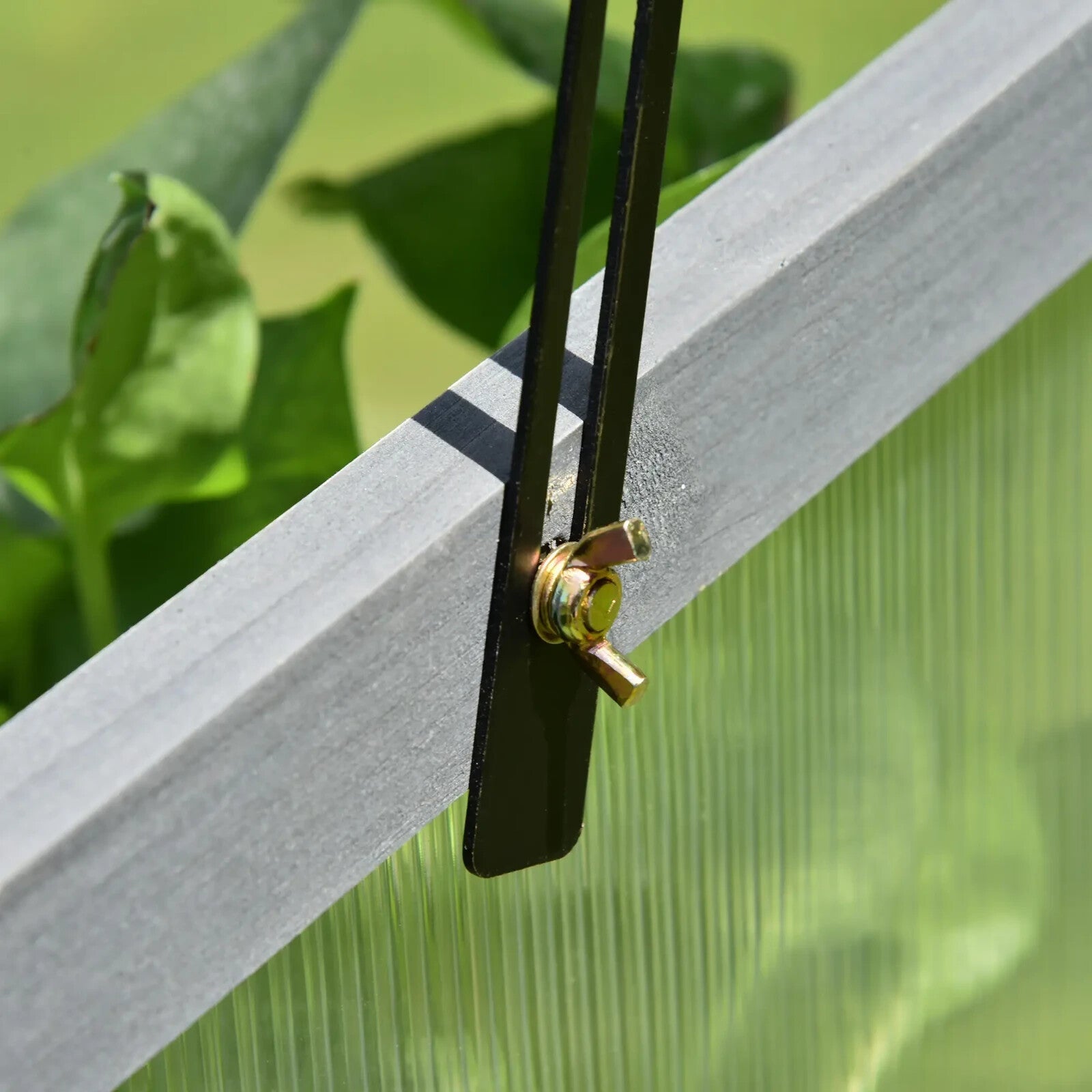 Wooden Cold Frame Greenhouse with Openable Top Polycarbonate Panels 100x65x40 cm - Home and Garden Furniture Shop - rustic - furniture