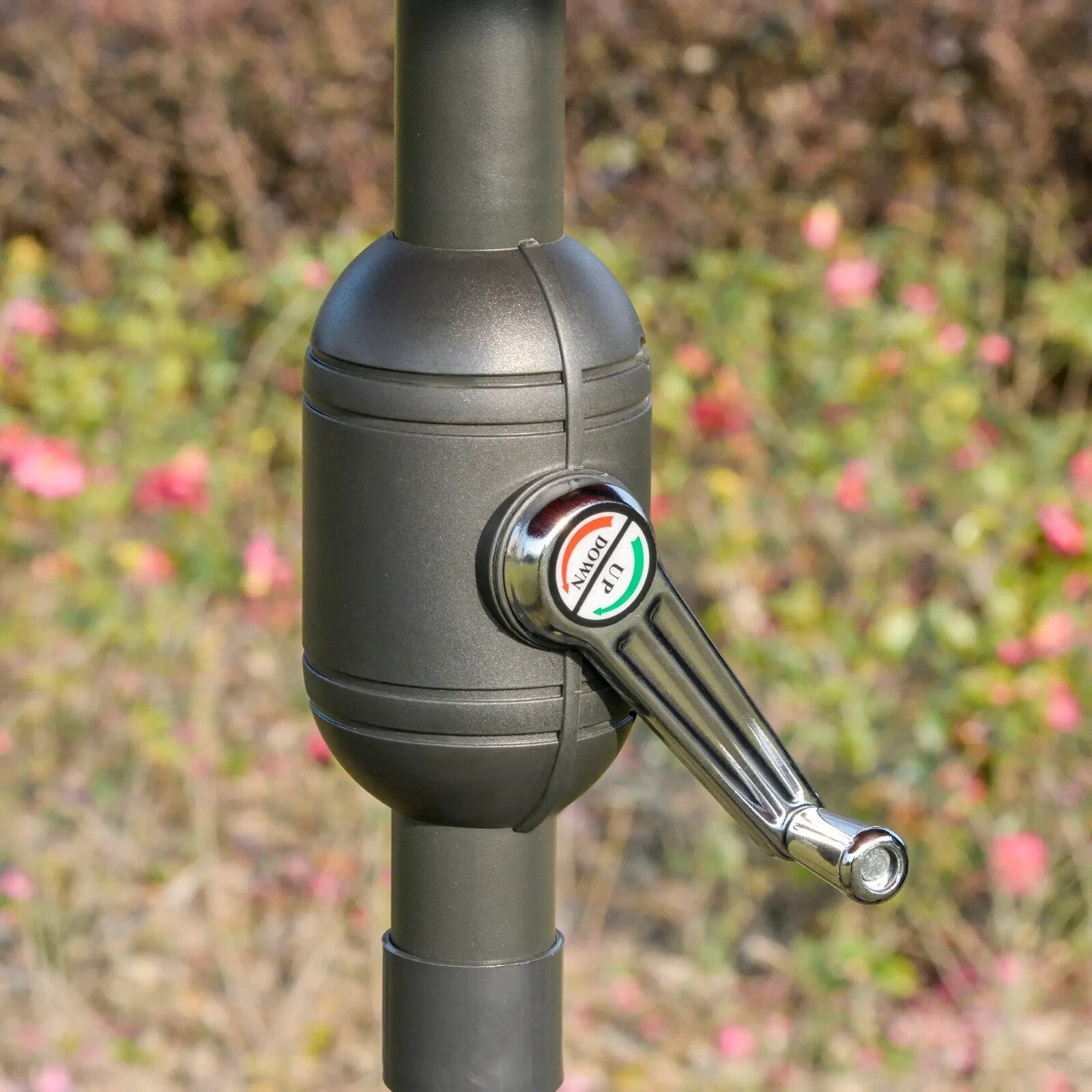 255cm Garden Parasol w/ 18 Ribs Tilt and Crank Outdoor Sunshade Patio Umbrella - Home and Garden Furniture Shop - rustic - furniture