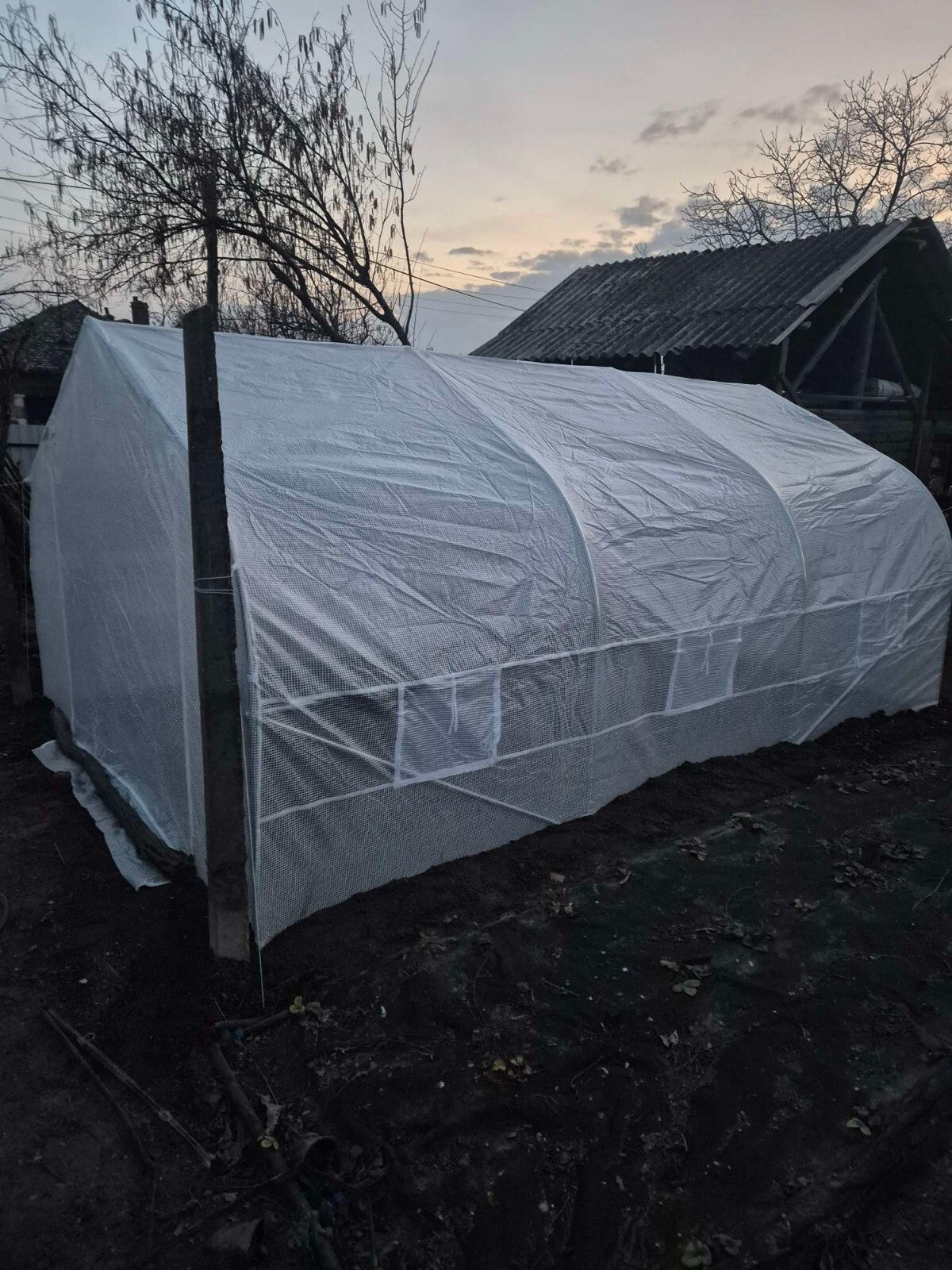 4.5x3x2m Walk - In PE Mesh Greenhouse Galvanized Metal Frame Outdoor Garden Tunnel - Home and Garden Furniture Shop - rustic - furniture