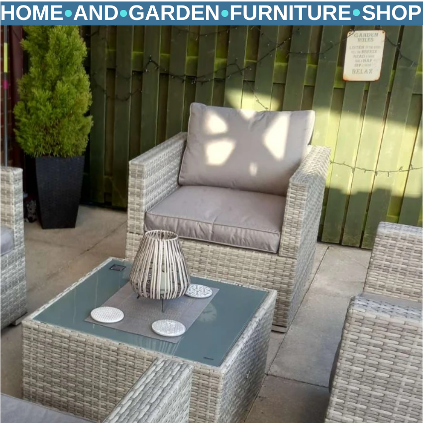 Wicker Garden Coffee Table w/ Glass Top Outdoor Patio Furniture for Yard or Deck