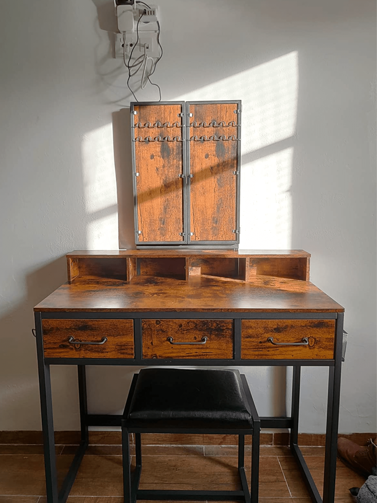 Dressing Table with Mirror and Stool Vanity Table Mirror Makeup Desk 3 Drawers - Home and Garden Furniture Shop - #rustic - furniture#