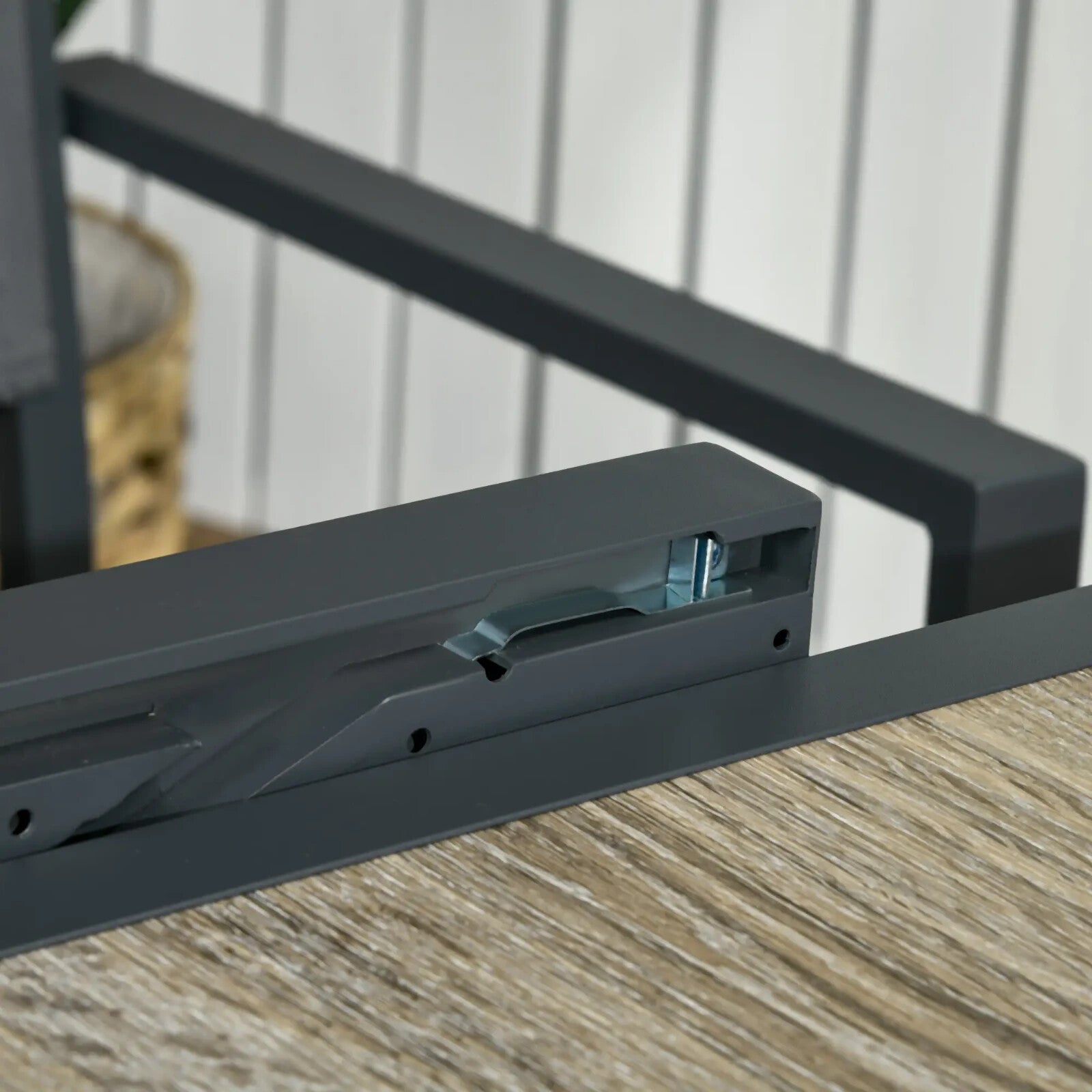 Extending Garden Dining Table Outdoor 6 Seater Patio Table Aluminium Frame Grey - Home and Garden Furniture Shop - rustic - furniture