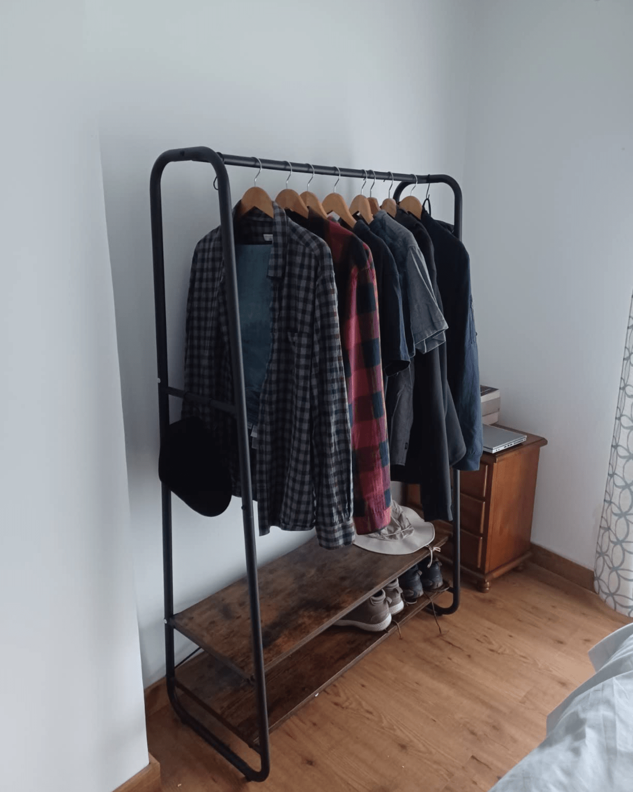 Heavy Duty Wooden Clothes Rail Rack Garment Hanging Stand Corner Open Wardrobe - Home and Garden Furniture Shop - #rustic - furniture#