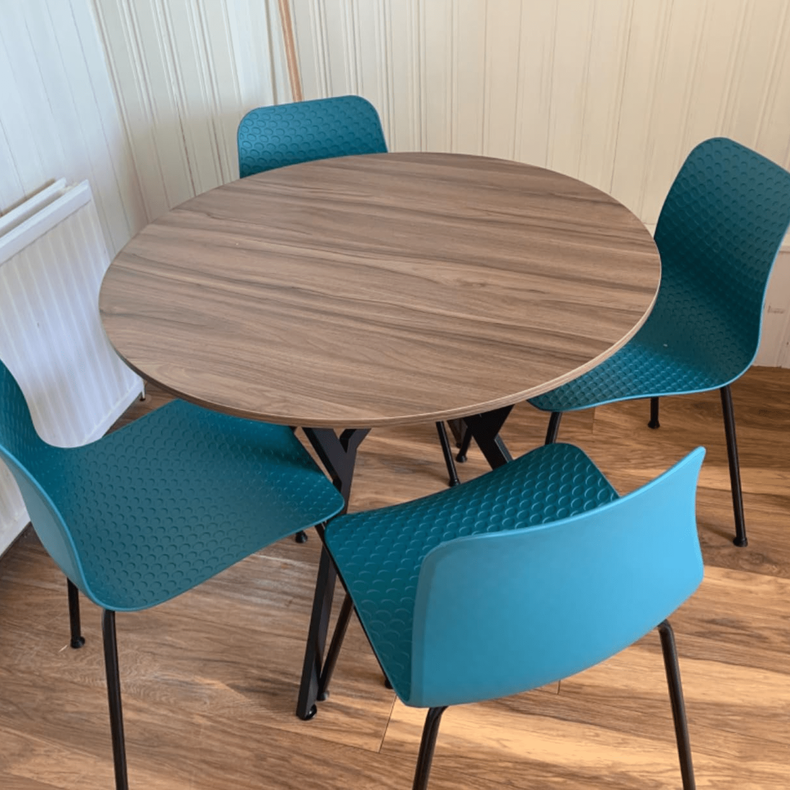 Round Industrial Dining Table Black Metal Legs Kitchen Table Dining Room Brown - Home and Garden Furniture Shop - rustic - furniture