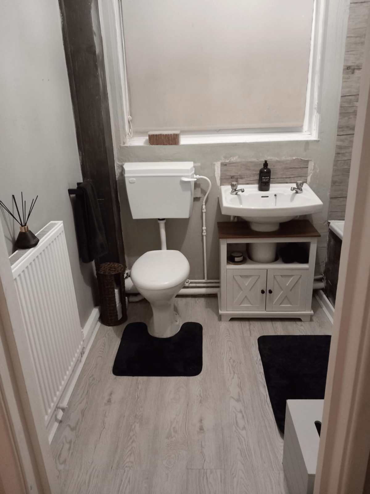 White Bathroom Under Sink Vanity Unit Wash Basin Base Cabinet Storage Cupboard - Home and Garden Furniture Shop - rustic - furniture